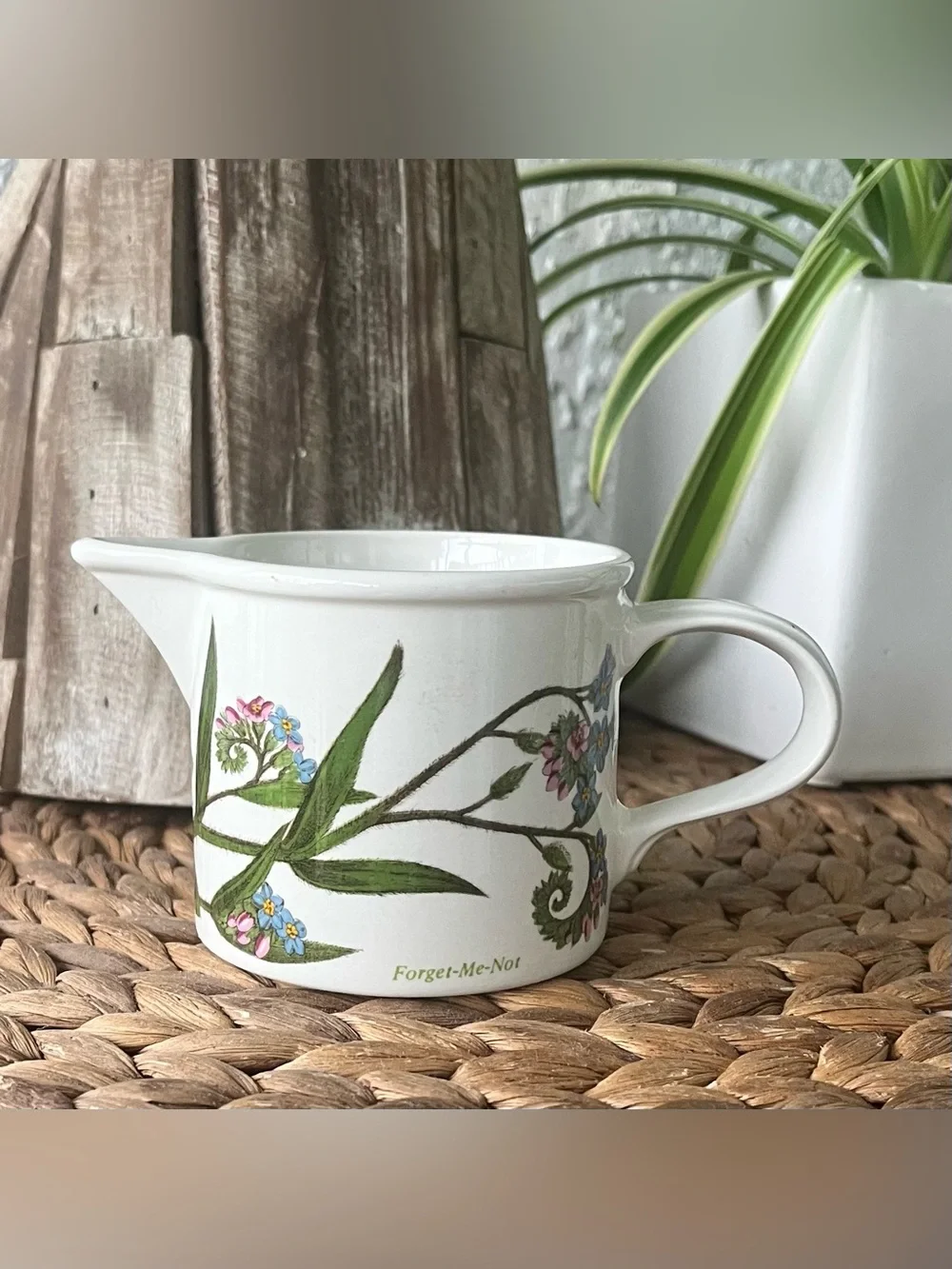 Portmeirion Botanic Garden Creamer Jug, 7oz (60110) Like New